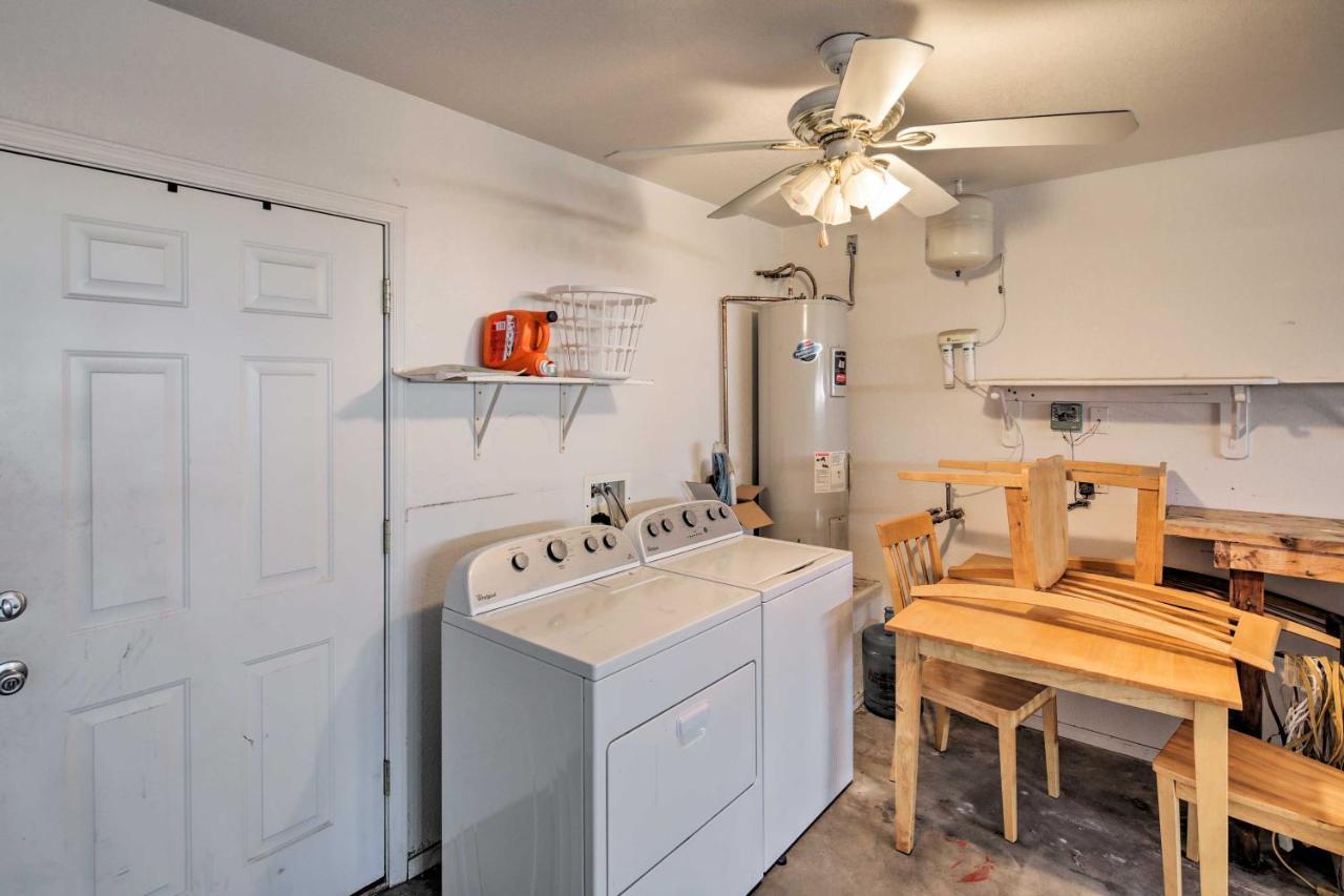 Lake Havasu City Retreat With Patio And Grill Bagian luar foto